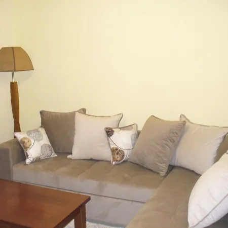 Apartment In Djenovici *